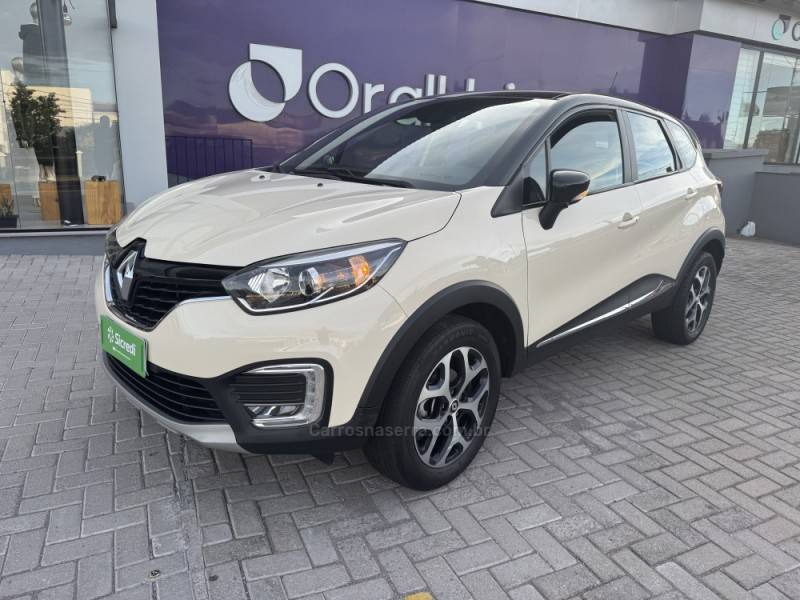 RENAULT - CAPTUR - 2020/2020 - Bege - R$ 81.900,00