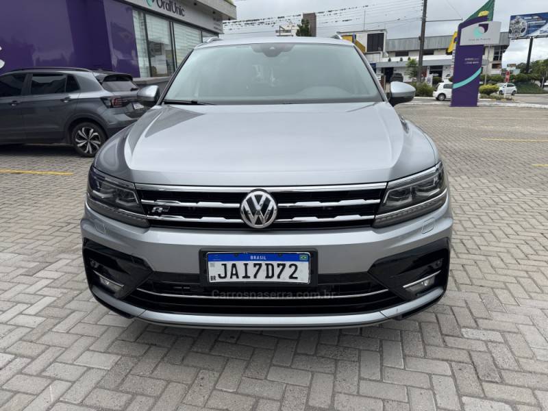 VOLKSWAGEN - TIGUAN - 2019/2020 - Cinza - R$ 175.900,00