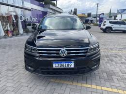 VOLKSWAGEN - TIGUAN - 2019/2019 - Preta - R$ 120.000,00