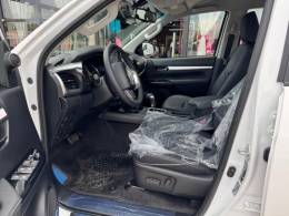 TOYOTA - HILUX - 2025/2025 - Branca - R$ 293.900,00