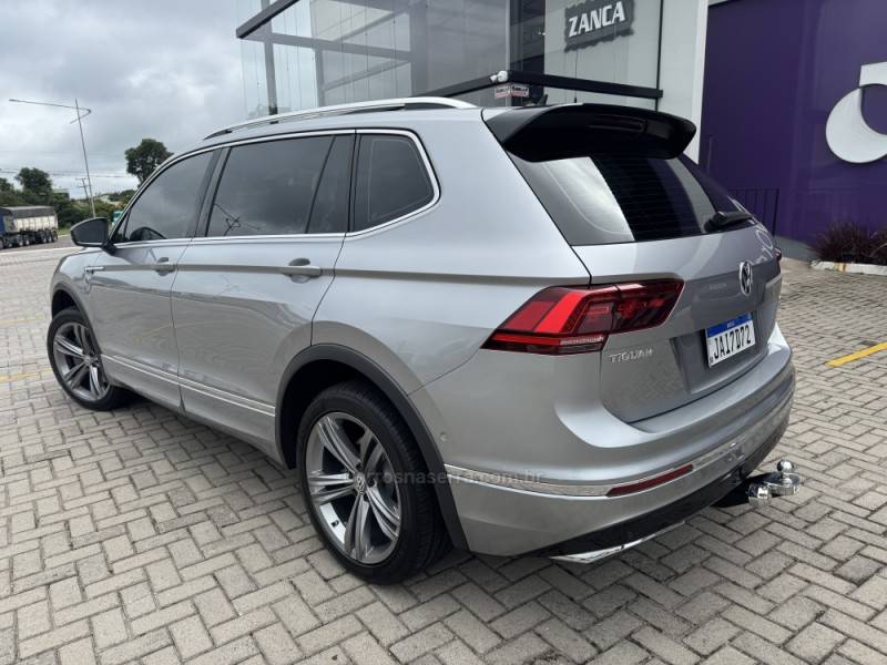 VOLKSWAGEN - TIGUAN - 2019/2020 - Cinza - R$ 175.900,00