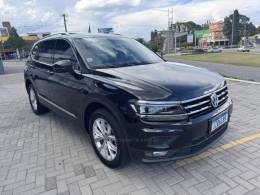 VOLKSWAGEN - TIGUAN - 2019/2019 - Preta - R$ 120.000,00