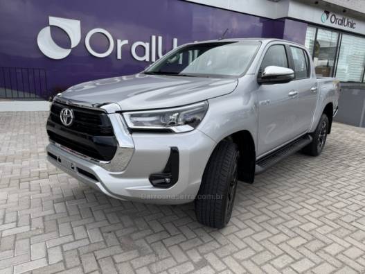 TOYOTA - HILUX - 2025/2025 - Prata - Sob Consulta