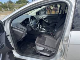 FORD - FOCUS - 2016/2016 - Prata - R$ 65.900,00