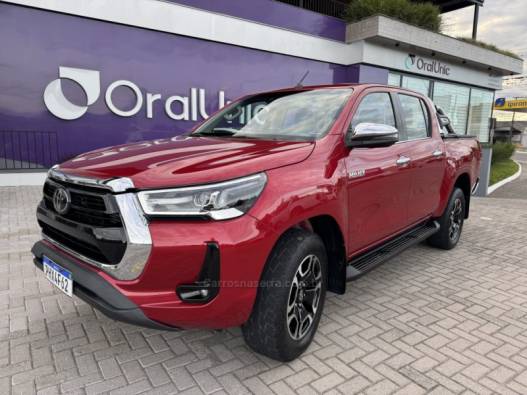 TOYOTA - HILUX - 2020/2021 - Vermelha - R$ 242.900,00