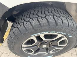 TOYOTA - HILUX - 2024/2024 - Branca - R$ 198.900,00