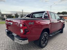 TOYOTA - HILUX - 2020/2021 - Vermelha - R$ 242.900,00