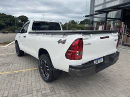TOYOTA - HILUX - 2024/2024 - Branca - R$ 198.900,00