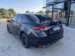TOYOTA - COROLLA - 2022/2023 - Preta - R$ 139.900,00