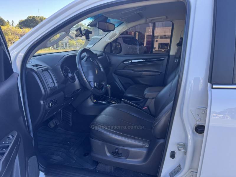 CHEVROLET - TRAILBLAZER - 2018/2019 - Branca - R$ 165.000,00