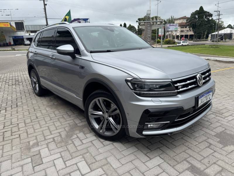 VOLKSWAGEN - TIGUAN - 2019/2020 - Cinza - R$ 175.900,00